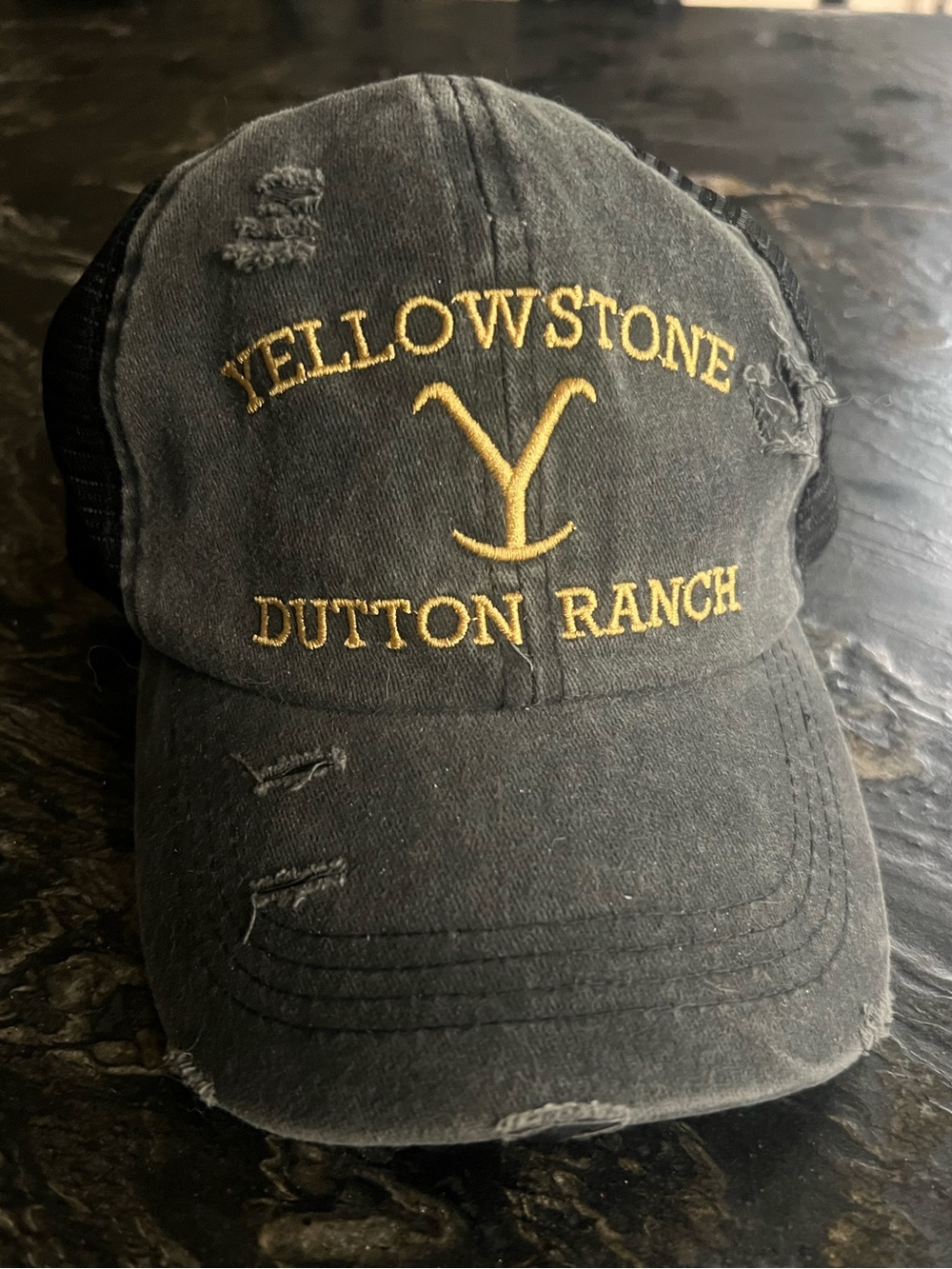 Woman’s Yellowstone Dutton Ranch Embroidered Black Cap - NEW
